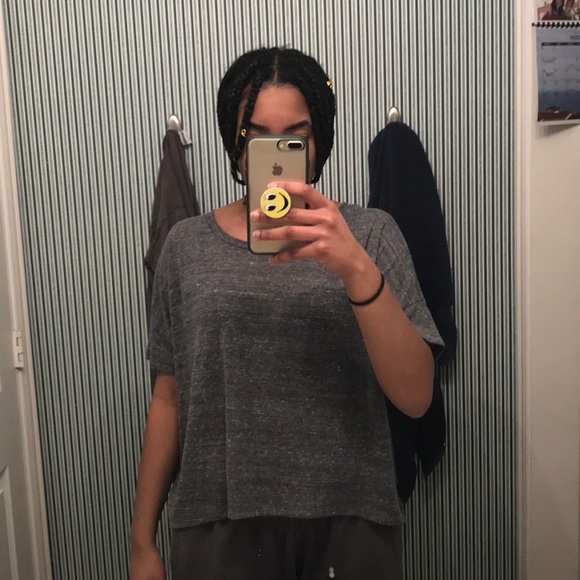 Gray Short Sleeve Top - Picture 3 of 3